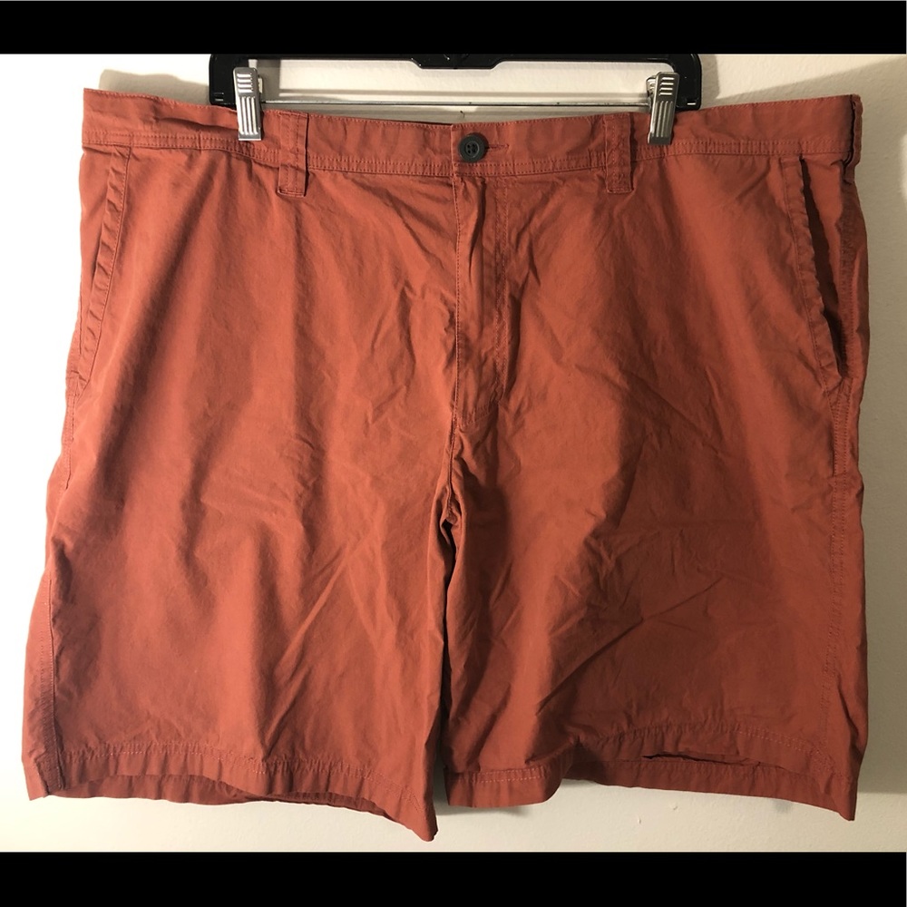 Columbia men’s washed out shorts